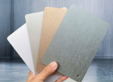 Tấm Ốp Than Tre Vân Kim Loại